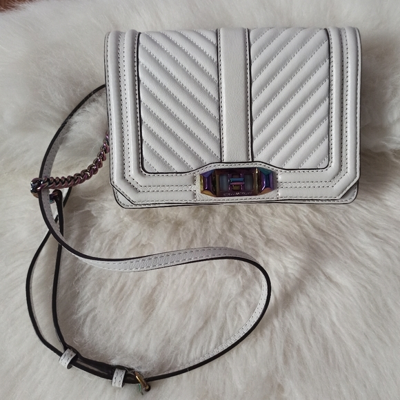 Rebecca Minkoff Handbags - Rebecca Minkoff Chevron Quilted Love Crossbody
